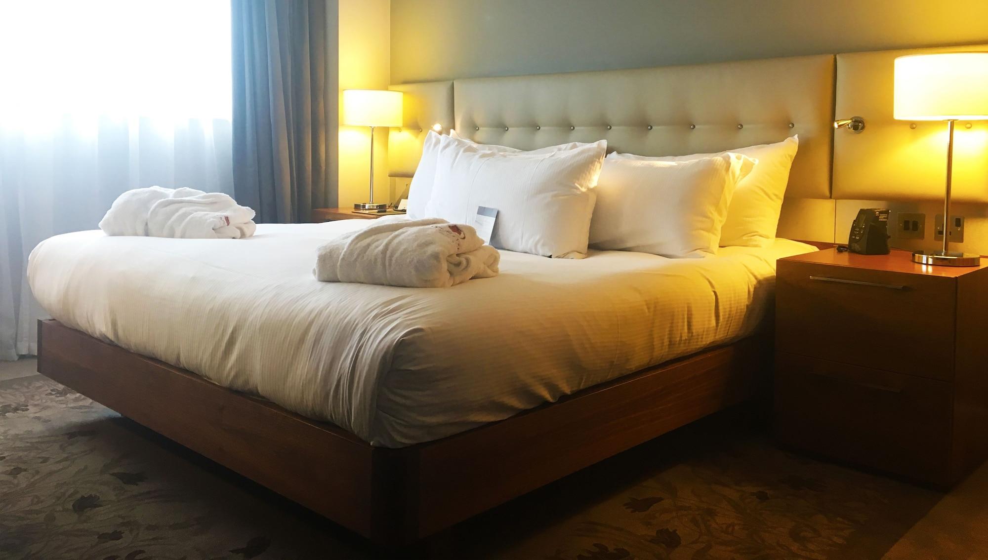 Doubletree By Hilton Lincoln Hotel Buitenkant foto