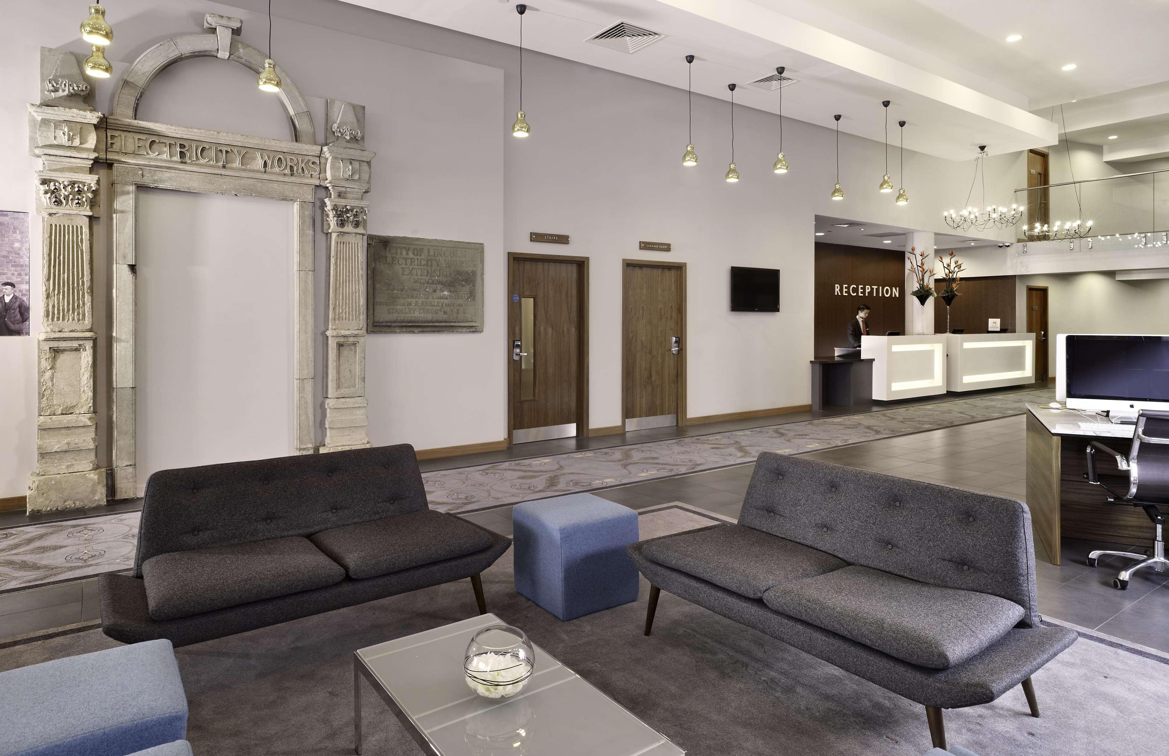 Doubletree By Hilton Lincoln Hotel Buitenkant foto