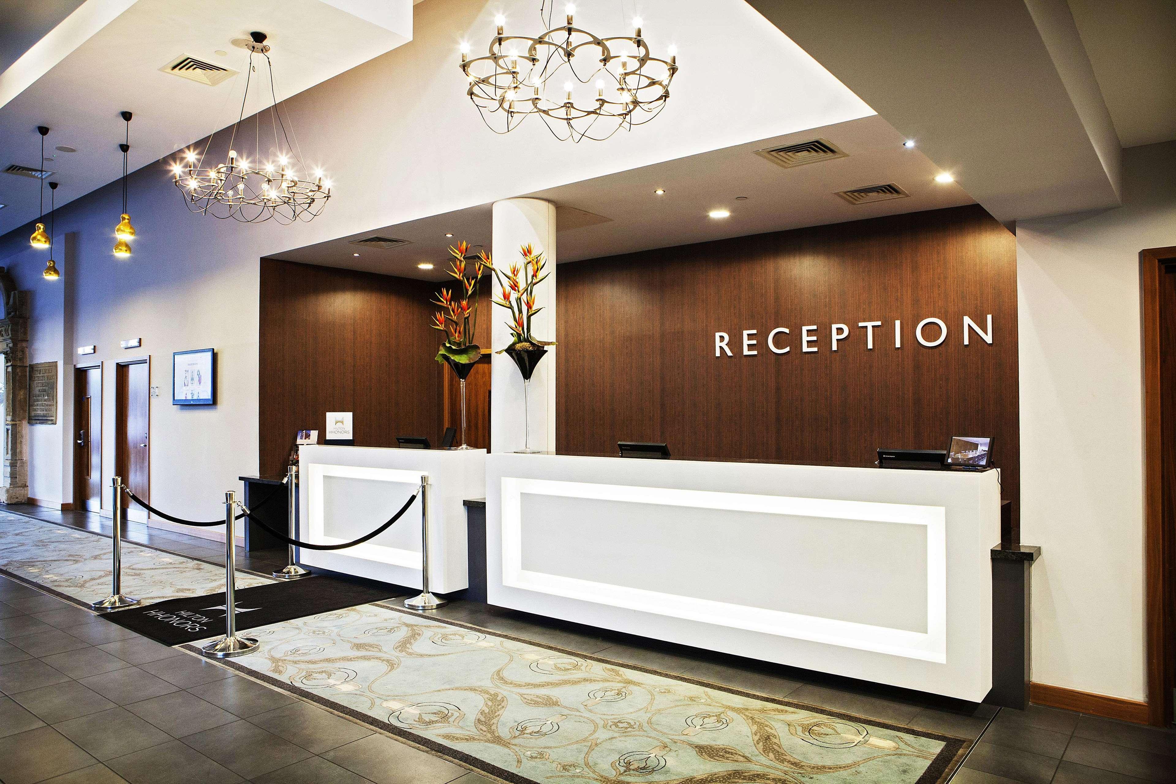 Doubletree By Hilton Lincoln Hotel Buitenkant foto