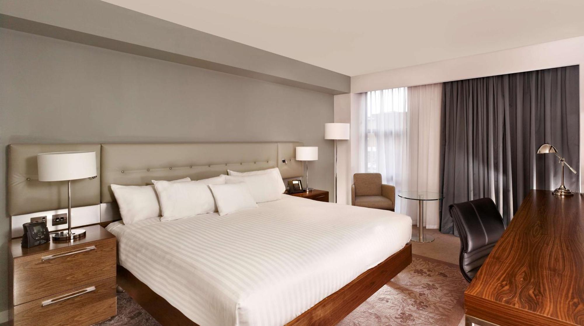 Doubletree By Hilton Lincoln Hotel Buitenkant foto