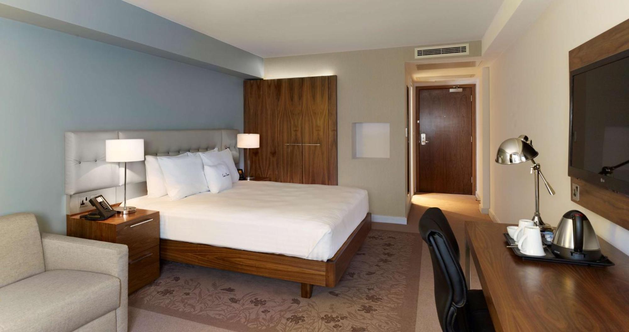 Doubletree By Hilton Lincoln Hotel Buitenkant foto