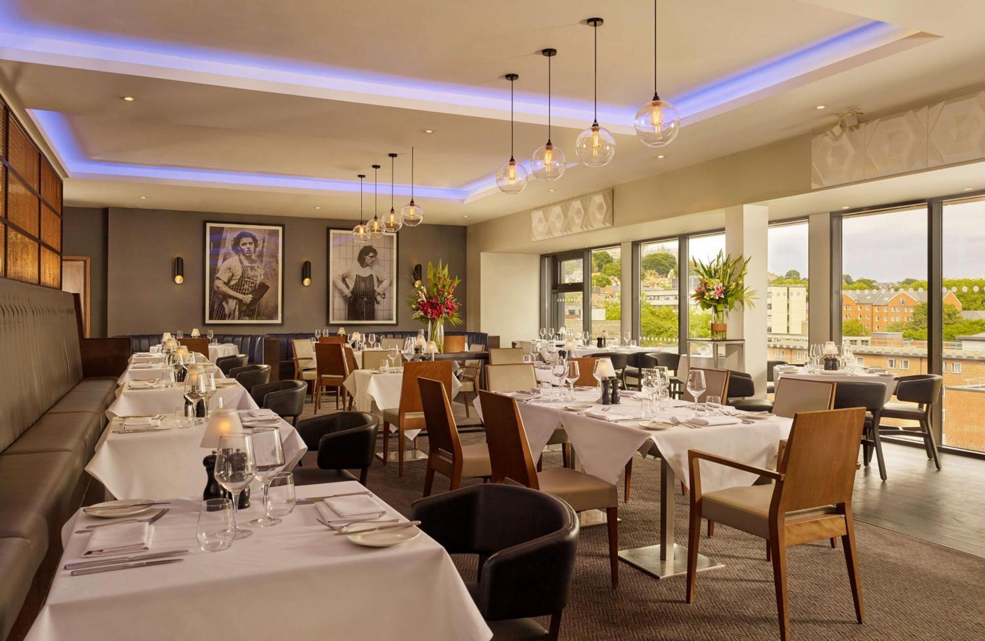 Doubletree By Hilton Lincoln Hotel Buitenkant foto
