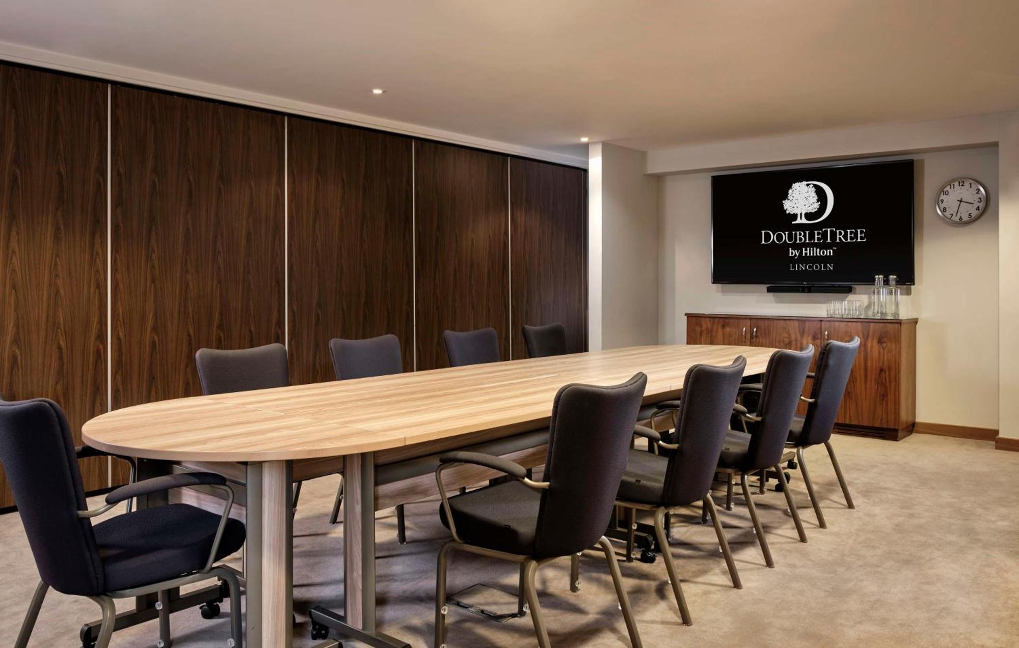 Doubletree By Hilton Lincoln Hotel Buitenkant foto